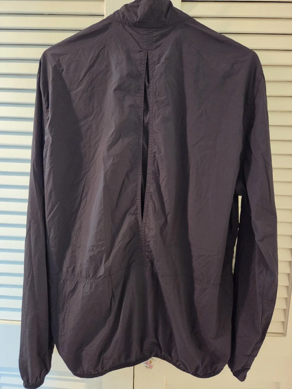 Redvanly Foster Windbreaker Lightweight Men's Black Jacket with Blue Trim. Sz M.